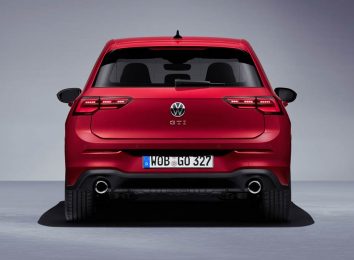 Volkswagen не стал тянуть с презентацией нового хот-хэтча Golf 8 GTI