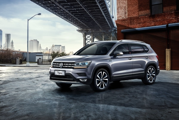 Volkswagen готовит к продажам новый бюджетный кросс, который приедет и в РФ: первые фото в сети