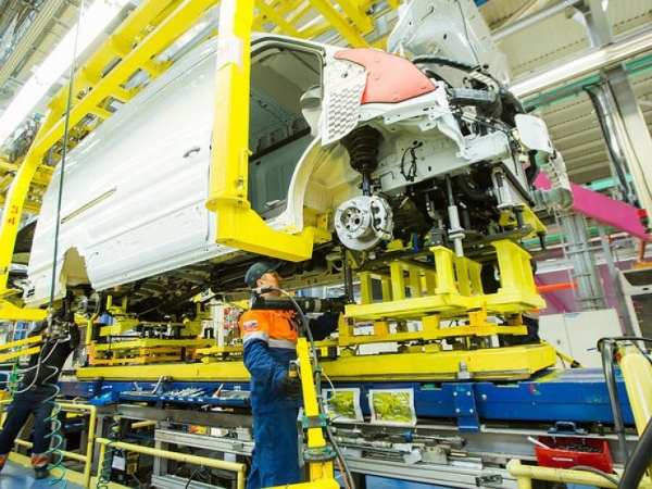 Sollers ожидает сокращение производства новых авто в России из-за падения спроса