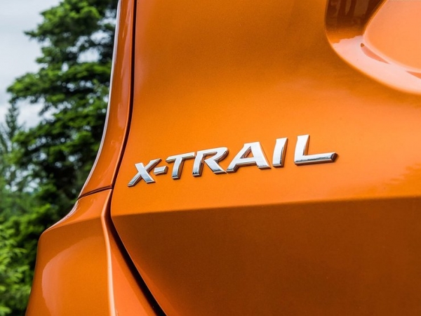 Новый Nissan X-Trail показался без камуфляжа во всей красе