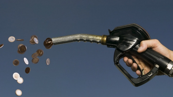 Эксперты назвали ТОП-5 способов сэкономить на бензине летом