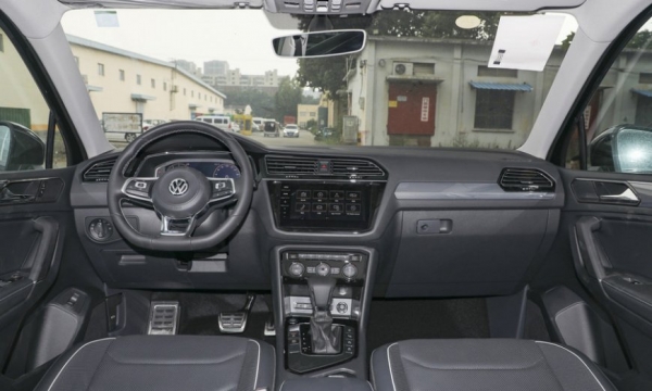 VW Tiguan масштабно переработали: кроссовер получил совершенно новый кузов и расширенные комплектации