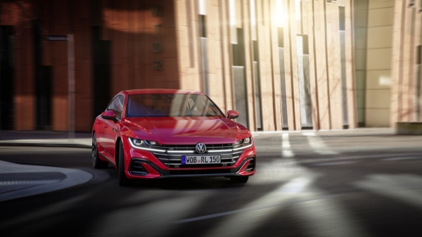 Новый Volkswagen Arteon 2021 года — более доступная замена Mercedes-Benz CLS с системой полуавтономного управления Новый Volkswagen Arteon 2021 года — более доступная замена Mercedes-Benz CLS с системой полуавтономного управления