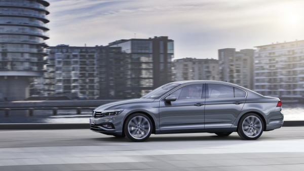 Volkswagen рассекретил новый Passat 2023 модельного года. Седан сможет конкурировать с BMW 5-Series Volkswagen рассекретил новый Passat 2023 модельного года. Седан сможет конкурировать с BMW 5-Series