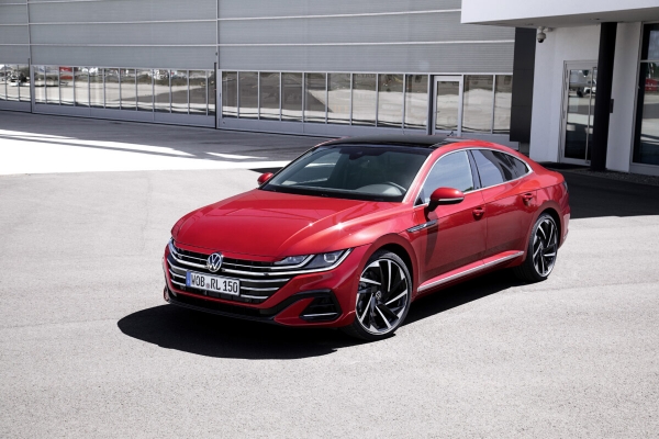 Новый Volkswagen Arteon 2021 года — более доступная замена Mercedes-Benz CLS с системой полуавтономного управления Новый Volkswagen Arteon 2021 года — более доступная замена Mercedes-Benz CLS с системой полуавтономного управления