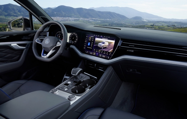 Одинаково комфортный на трассе и бездорожье: Volkswagen Touareg 2021 года — один из лучших конкурентов BMW X5