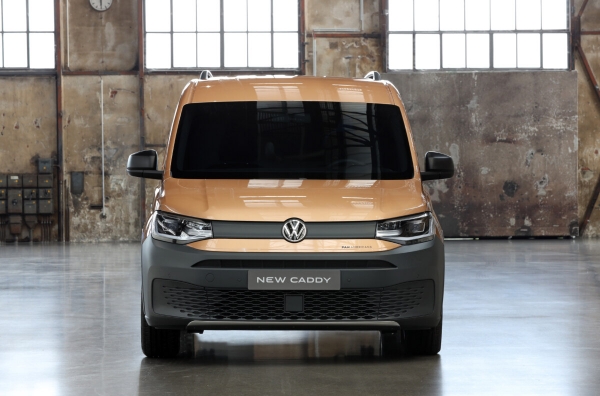 Volkswagen создал самый бюджетный минивэн в линейке, способный превращаться в полноценный дом