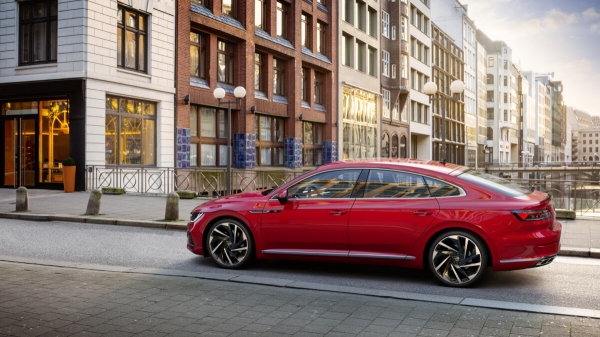 Новый Volkswagen Arteon 2021 года — более доступная замена Mercedes-Benz CLS с системой полуавтономного управления Новый Volkswagen Arteon 2021 года — более доступная замена Mercedes-Benz CLS с системой полуавтономного управления