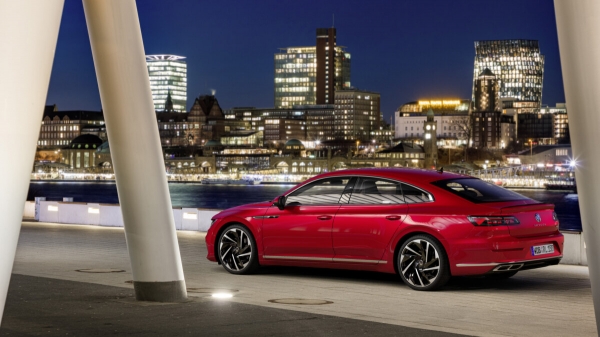 Новый Volkswagen Arteon 2021 года — более доступная замена Mercedes-Benz CLS с системой полуавтономного управления Новый Volkswagen Arteon 2021 года — более доступная замена Mercedes-Benz CLS с системой полуавтономного управления