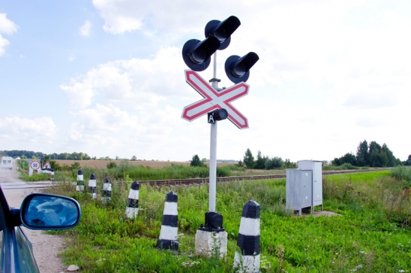Борьба со смертностью на дорогах: в России ж/д переезды оборудуют камерами