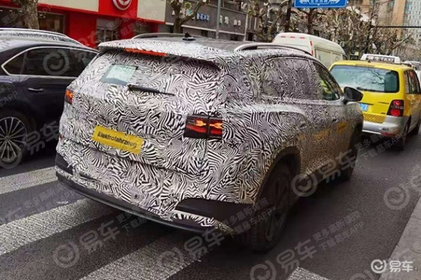 Впервые раскрыт новейший 7-местный кросс Volkswagen с полным приводом: названы характеристики модели ID. ROOMZZ Впервые раскрыт новейший 7-местный кросс Volkswagen с полным приводом: названы характеристики модели ID. ROOMZZ