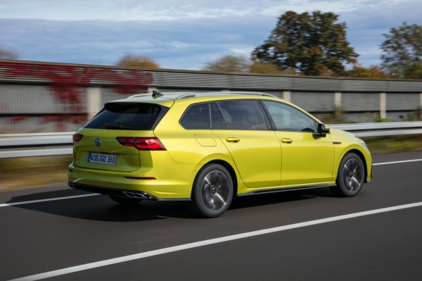 Новый семейный Volkswagen Golf могут предложить по цене BMW 5-Series. Озвучены причины, почему авто стоит так дорого