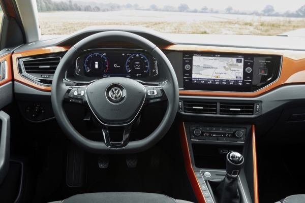 Volkswagen опубликовал первое официальное изображение обновленного Polo 2022 года и назвал дату дебюта