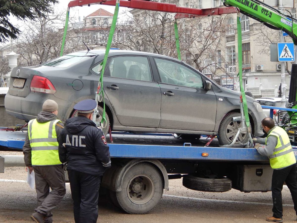 эвакуация автомобиля