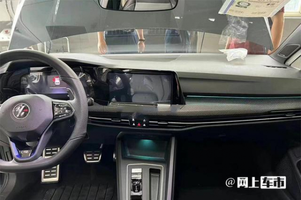 Volkswagen Golf R возвращается в Китай: опубликованы «живые» снимки новинки и ее характеристики