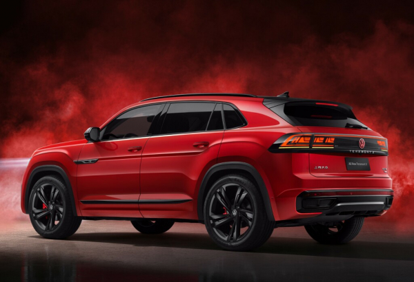 Новый Volkswagen Teramont X приехал в Россию, несмотря на санкции: озвучены цены и характеристики кроссовера