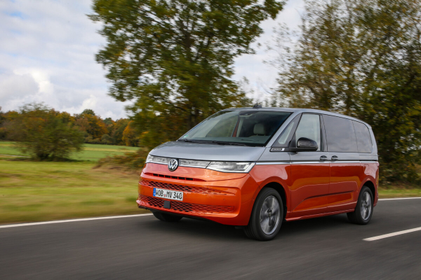 Volkswagen Multivan 2023 года нового поколения: семейный автомобиль с особенностями Golf