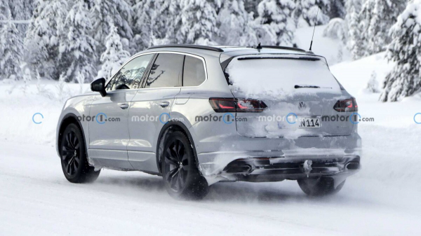Volkswagen Touareg готовится к обновлению: первые фото кроссовера раскрывают некоторые изменения