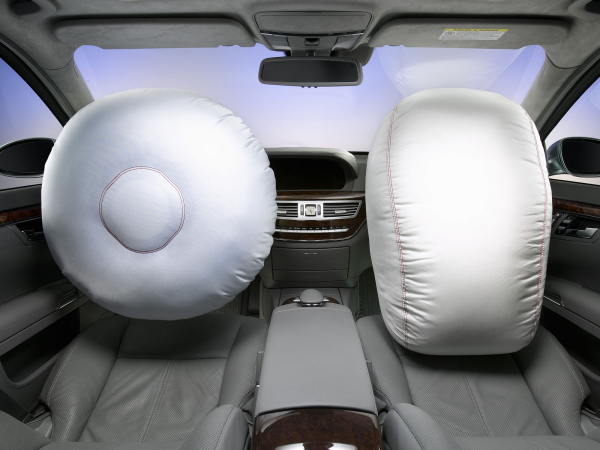 Пиротехническое шоу, умные датчики и скандал с Takata: как работают подушки безопасности Пиротехническое шоу, умные датчики и скандал с Takata: как работают подушки безопасности