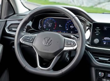Стоит ли покупать Volkswagen Polo 2020: все минусы, комплектации и цены